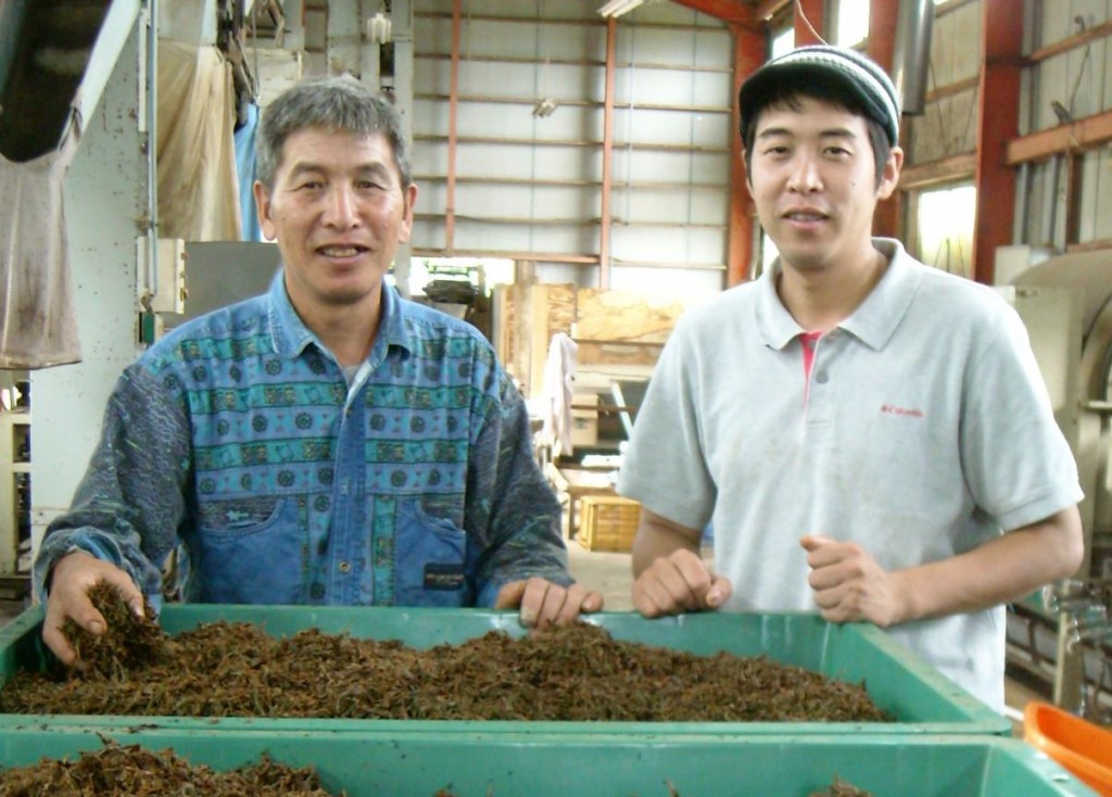 天野茂さんと息子の浩さん