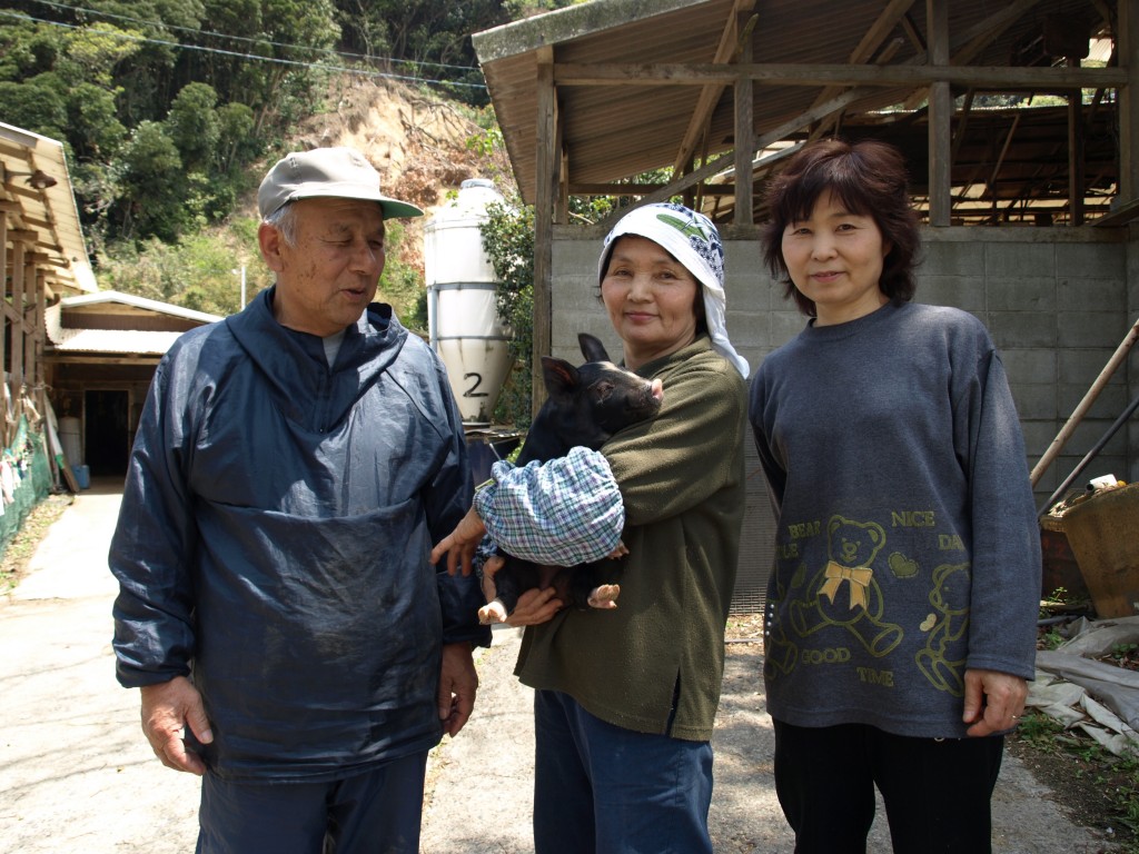 生産者のお一人：山崎さんご家族