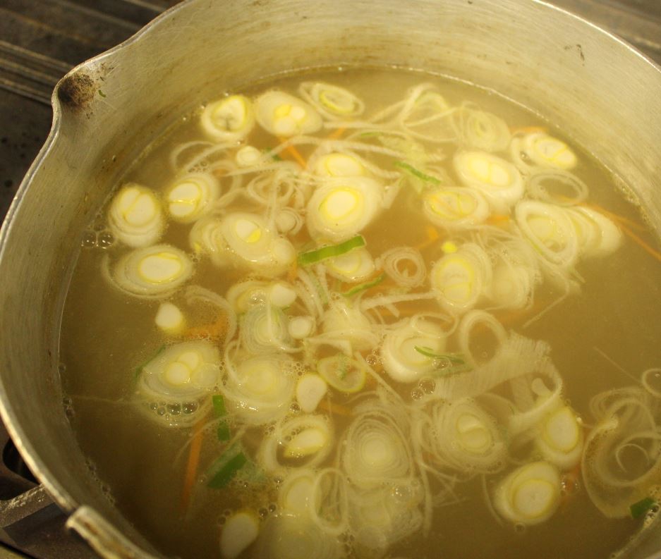 具材はお好みで。 魚種ごとに違う味わいが楽しめるのも、干物クッキングの醍醐味。