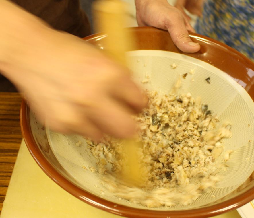 干物ふりかけをさらにすり潰して・・・