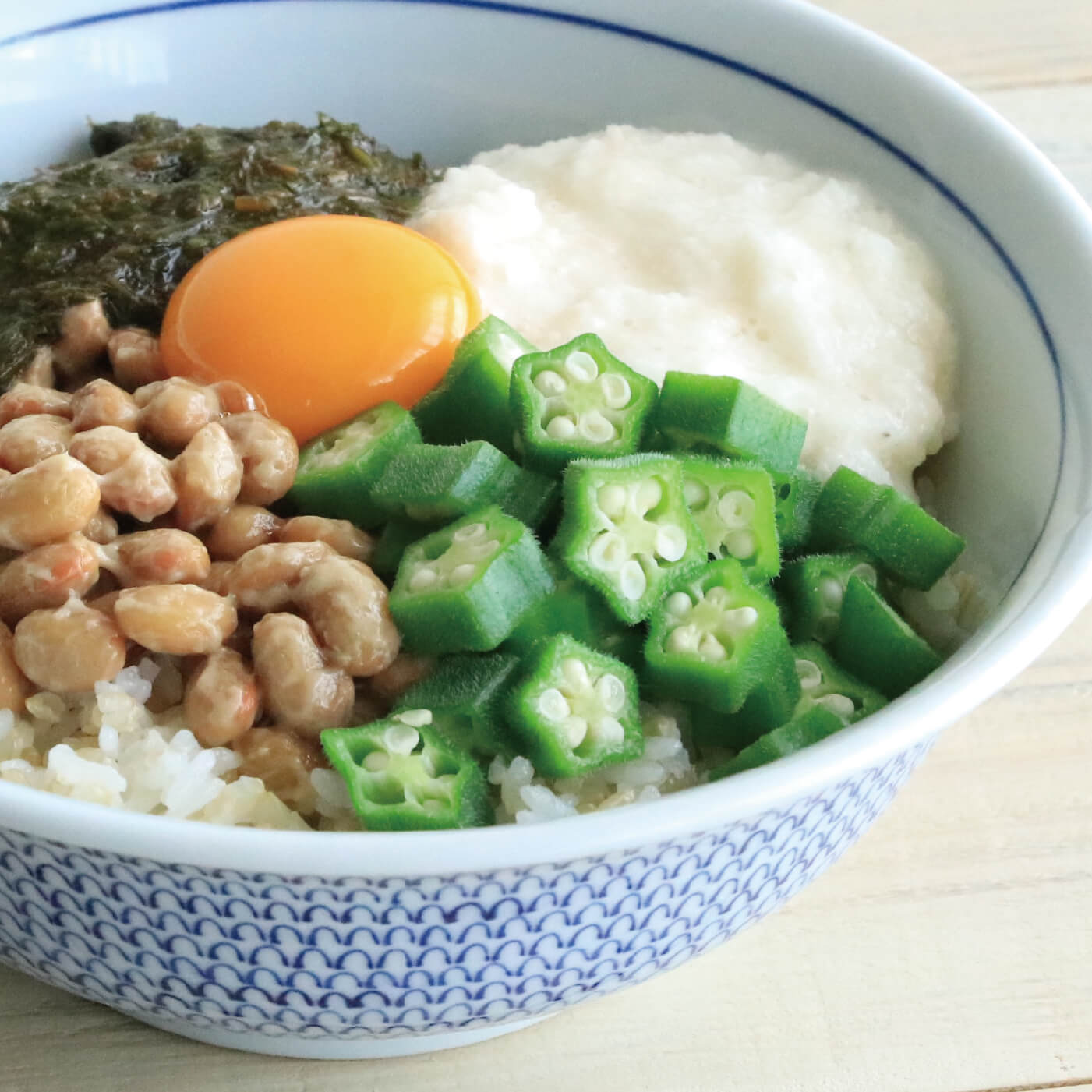 オクラののったネバネバ丼